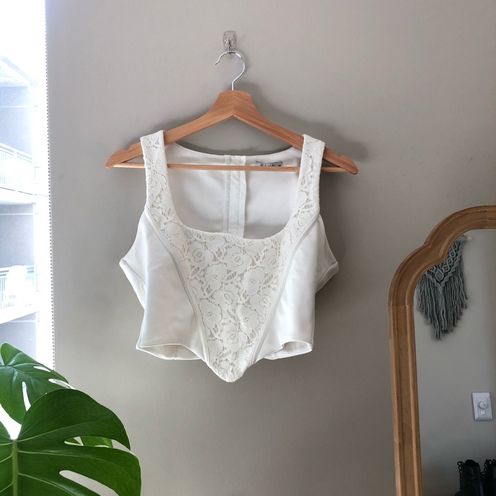 Whit laced corset